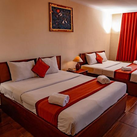 Hotel Puri Dibia Kuta 庫塔 外观 照片