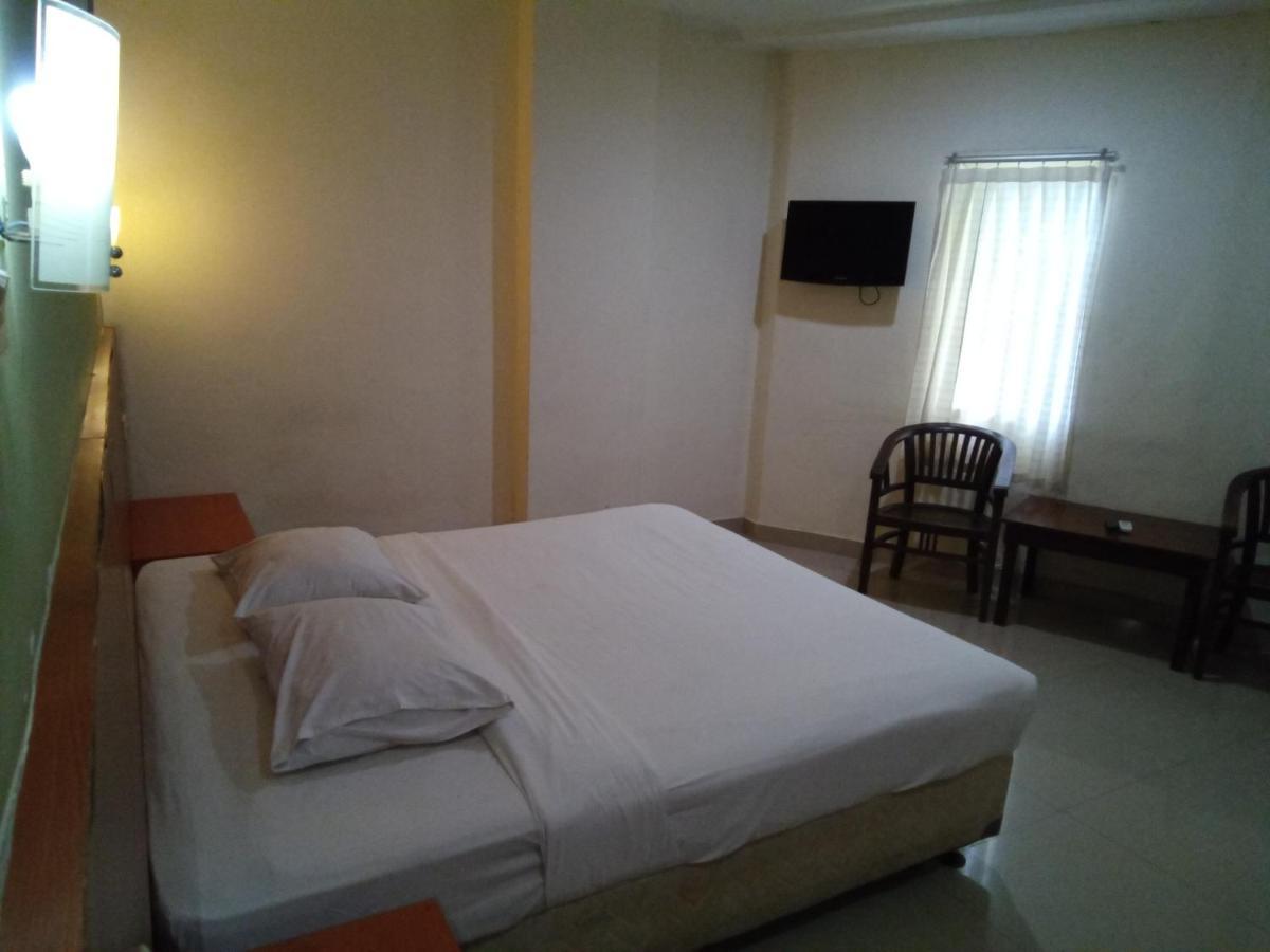 Hotel Puri Dibia Kuta 庫塔 外观 照片