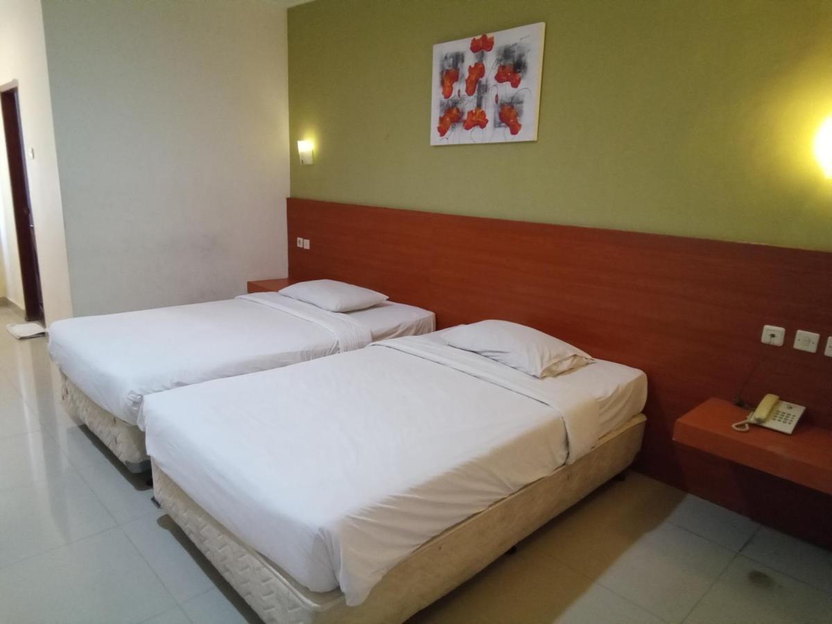 Hotel Puri Dibia Kuta 庫塔 外观 照片