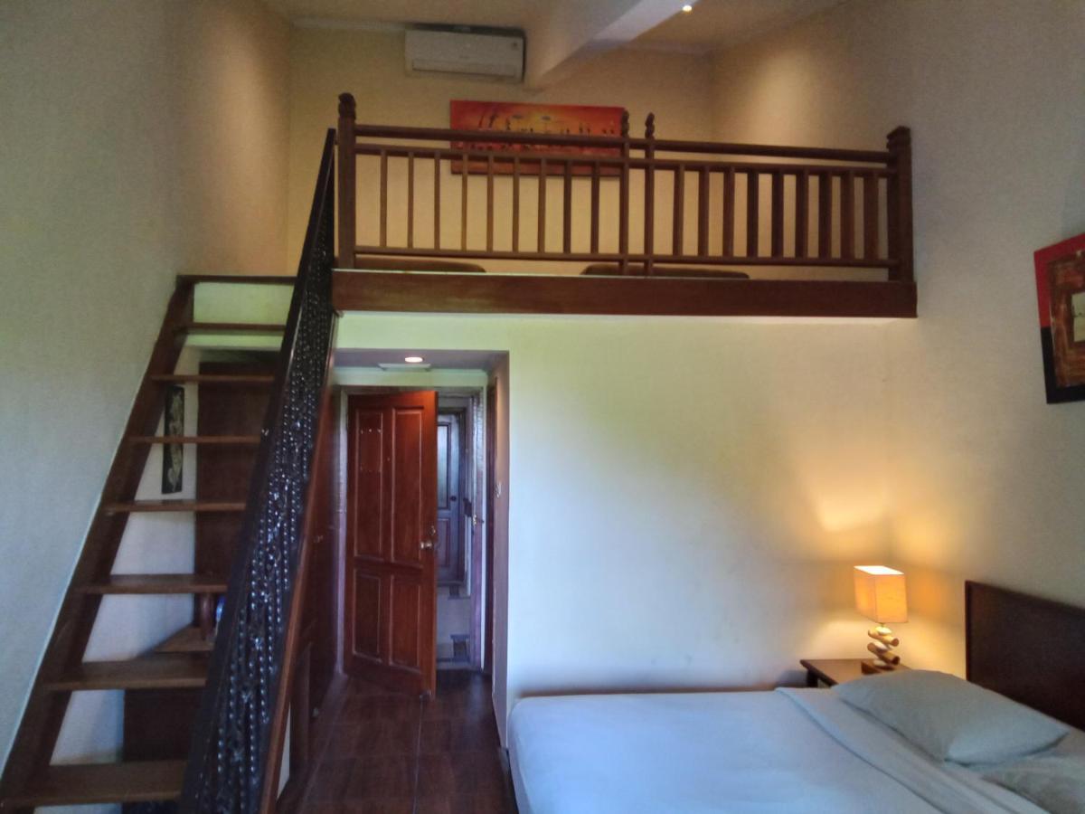 Hotel Puri Dibia Kuta 庫塔 外观 照片