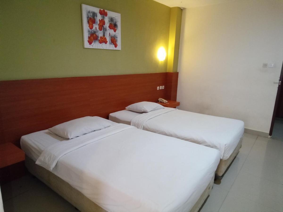 Hotel Puri Dibia Kuta 庫塔 外观 照片