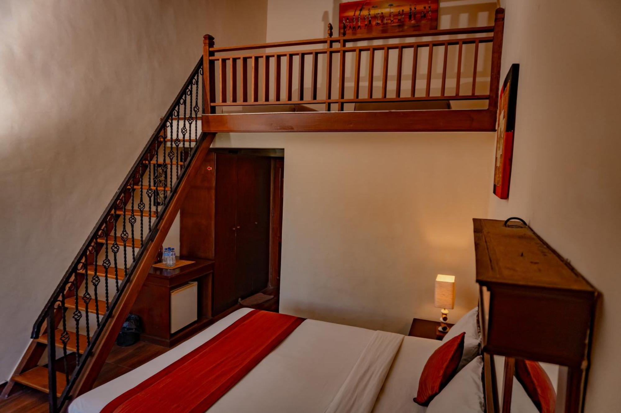 Hotel Puri Dibia Kuta 庫塔 外观 照片